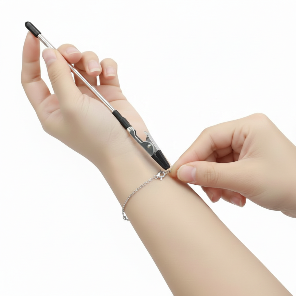 All-silver tool and silver chain bracelet
